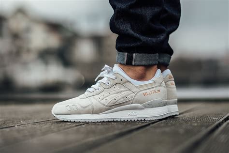 asics gel lyte 3 gold.